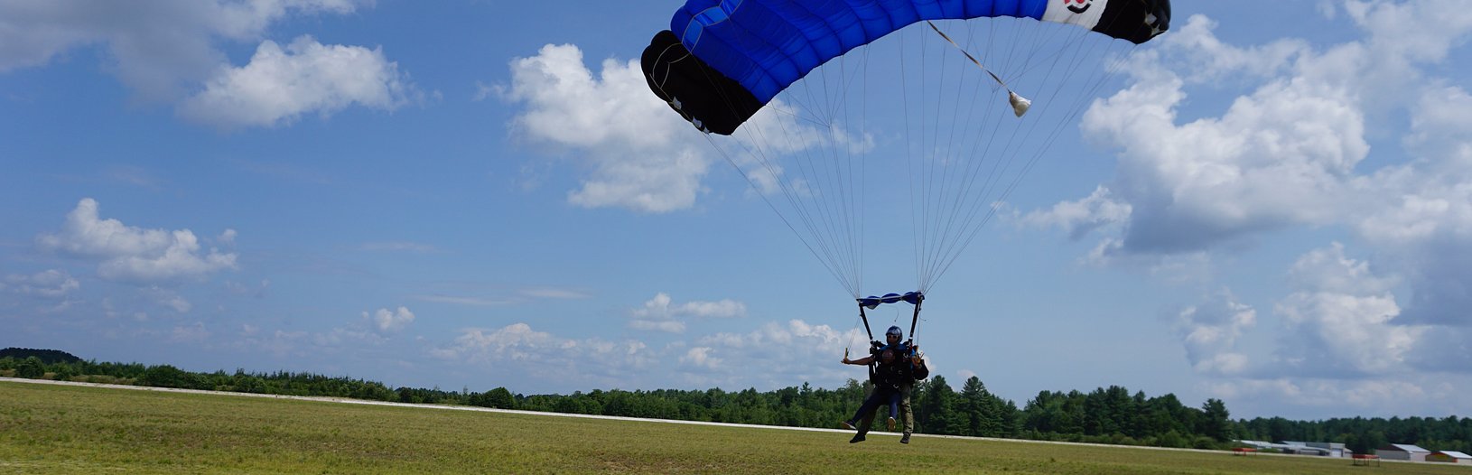 Accessible Tandem - Airborne Petawawa - Inclusive Skydiving