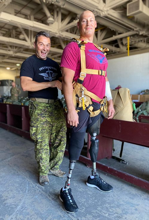 amputee-skydiving-accessible-tandem-jump