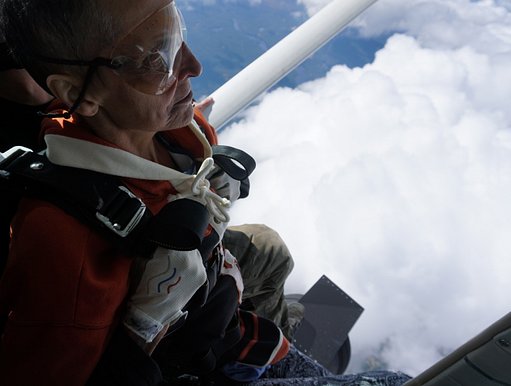 wheelchair-hospice-skydive-assisted-tandem