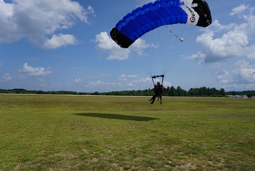 skydiving-safety-standards